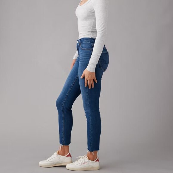 American Eagle Hi-Rise Jegging Crop Size 8 | Next Level Stretch | Dark Wash - Picture 2 of 12